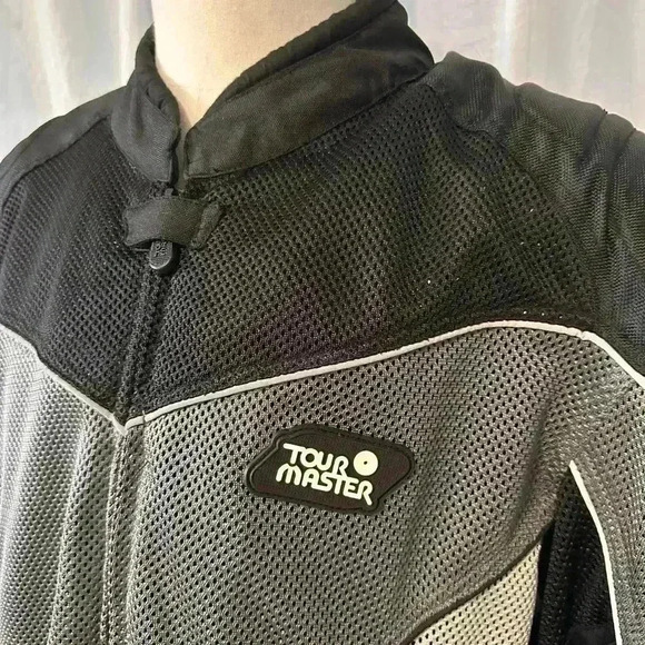 Tour master Motorcycle Jacket. Padded. Pockets. Mesh. Black/silver. Men’s 2XL - Picture 3 of 9